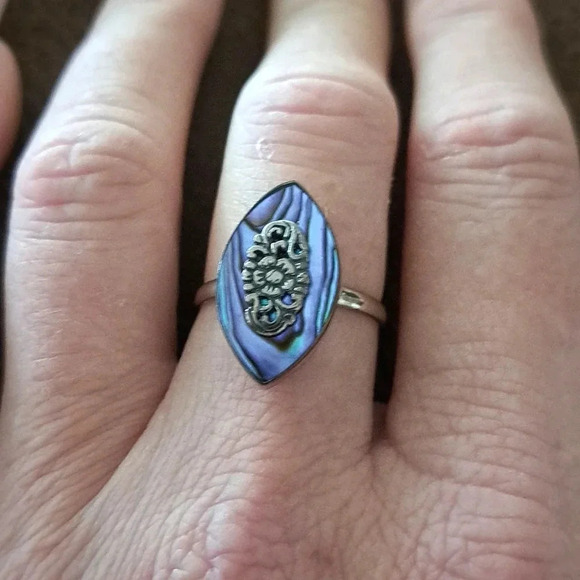 Abalone Pendant & Ring Set In 925 Sterling Silver. - Picture 2 of 9